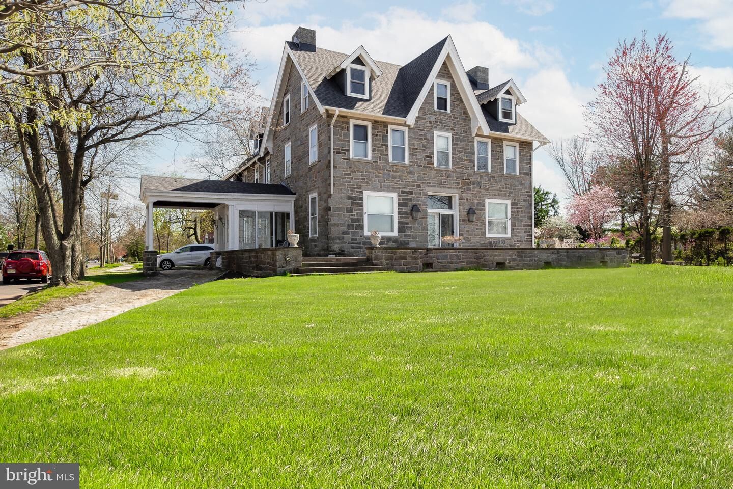 Property Photo:  109 Bank Avenue C  NJ 08077 