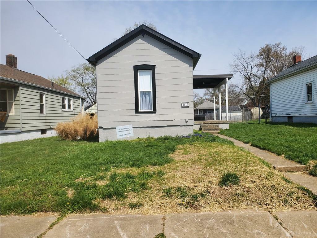 Property Photo:  1619 Lawn Avenue  OH 45044 