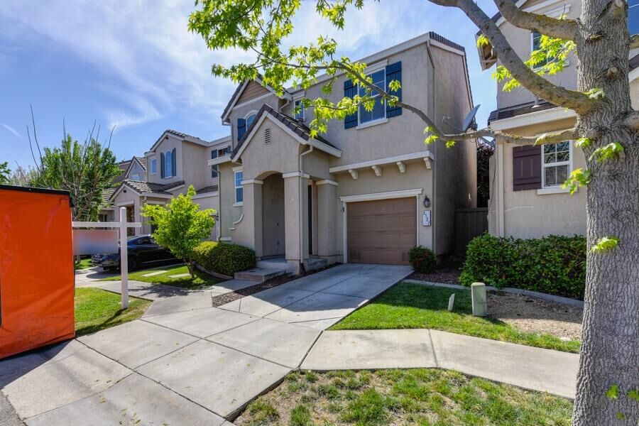 Property Photo:  3127 Spoonwood Way  CA 95833 