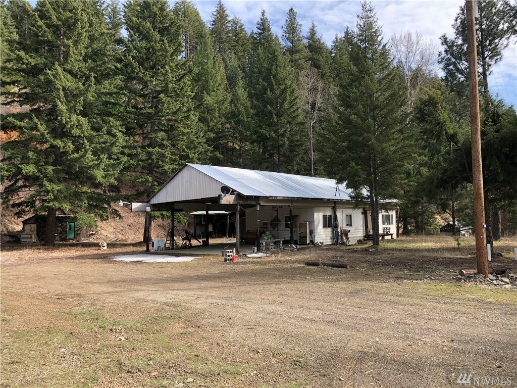 Property Photo:  20960 Hwy 97  WA 98922 