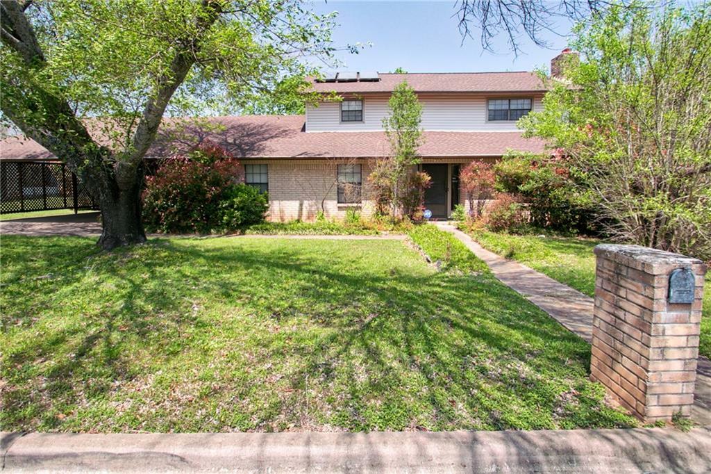 Property Photo:  704 Saint Williams Avenue  TX 78681 