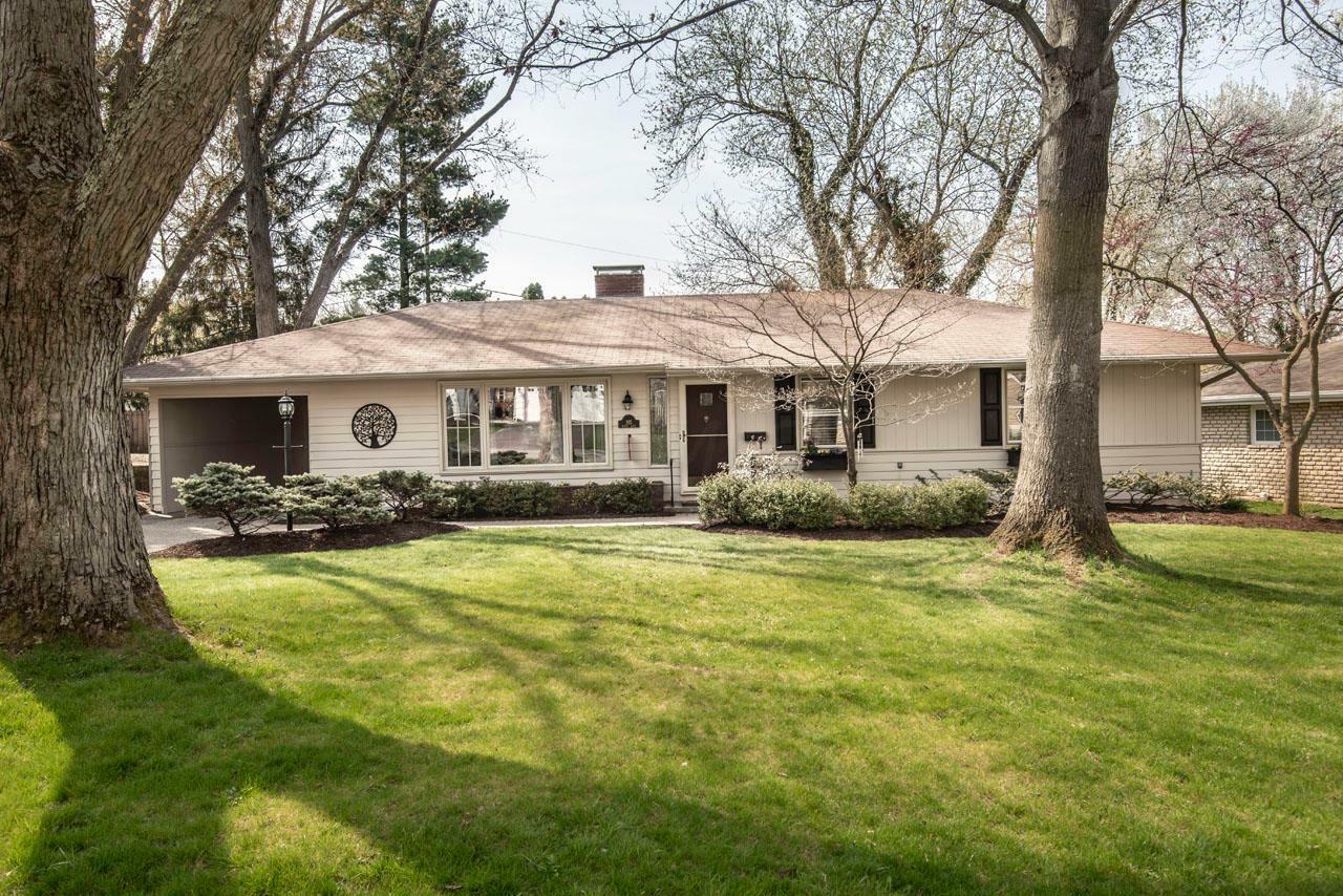 Property Photo: 215 Winter Drive OH 43085