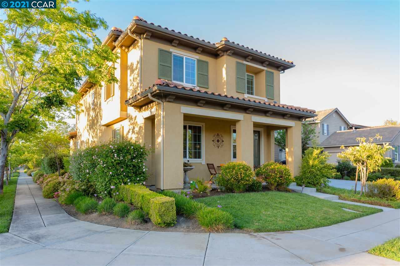 Property Photo:  391 W San Juan Dr  CA 95391 