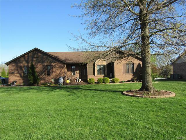Property Photo: 1403 Elmwood 62002