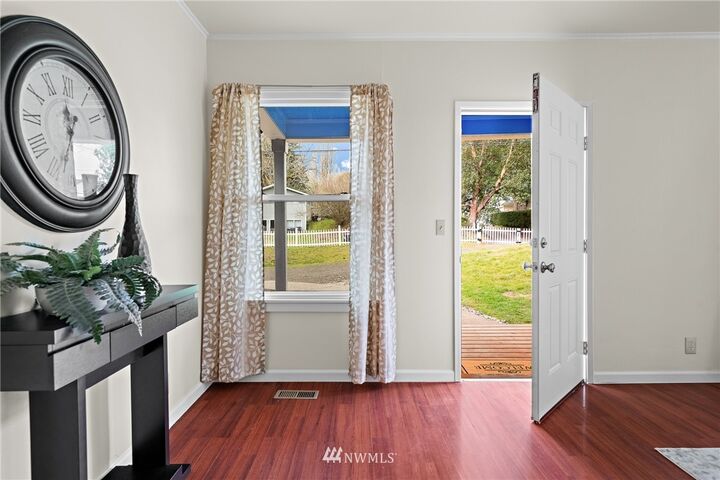 Property Photo:  213  Rockwell Avenue  WA 98366 