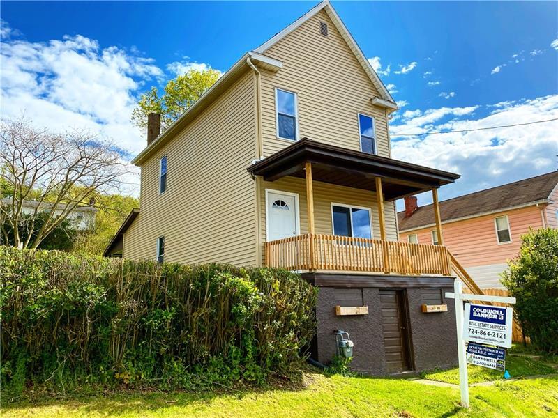 Property Photo: 606 Highland PA 15644