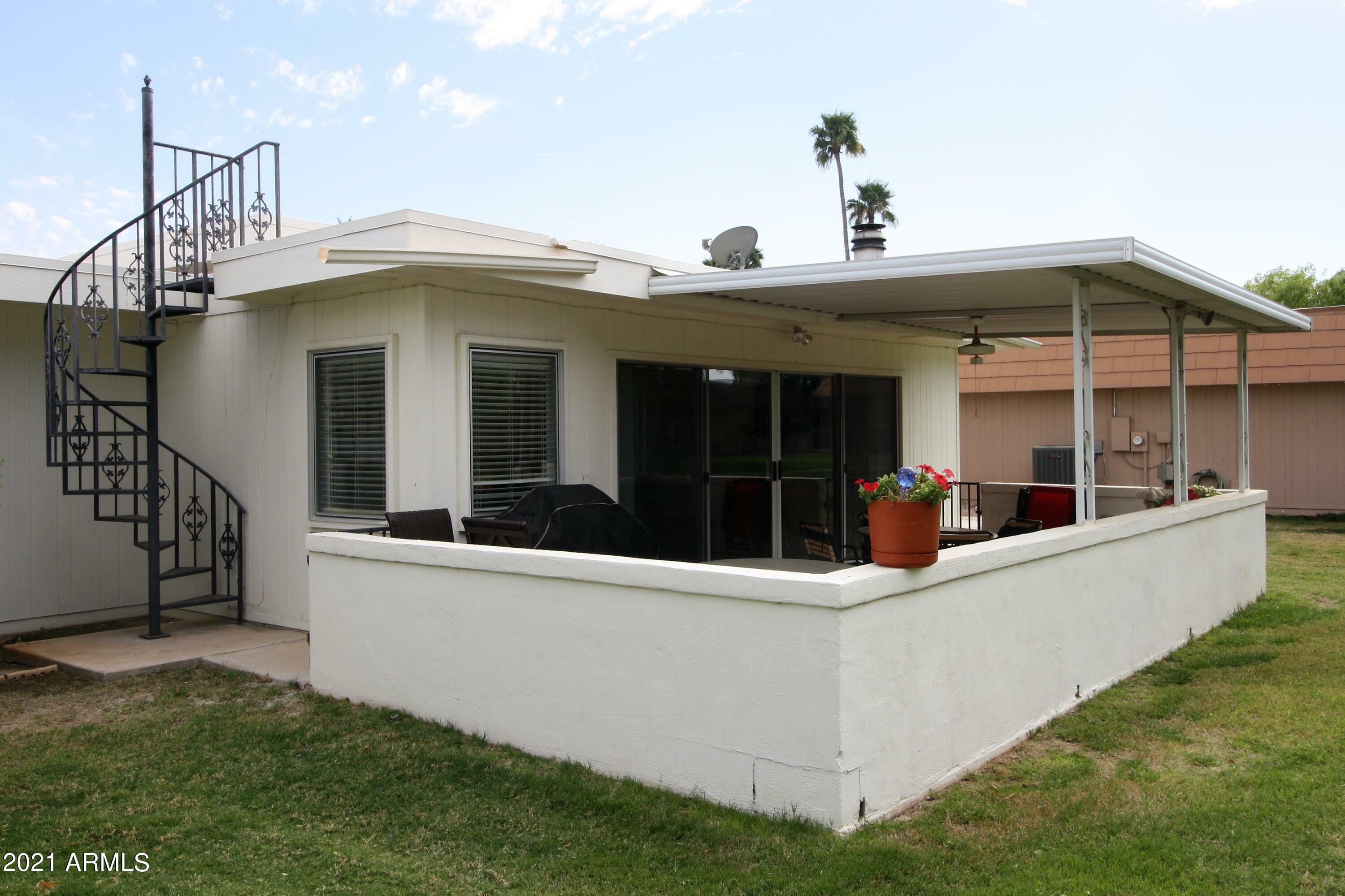 Property Photo: 10342 W Highwood Lane AZ 85373