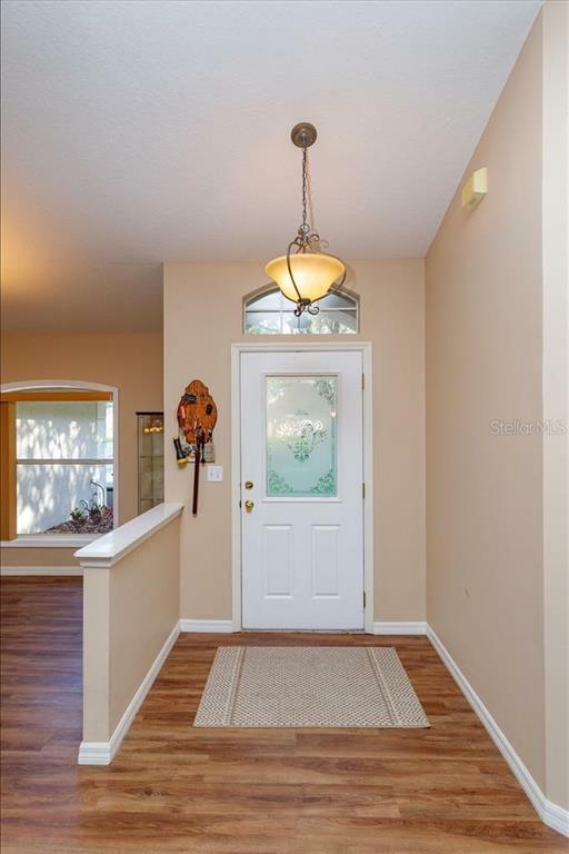 Property Photo:  10216 Bonita Court  FL 34711 