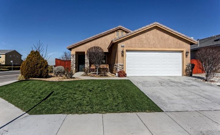 Property Photo: 16702 Hastings Place CA 92395