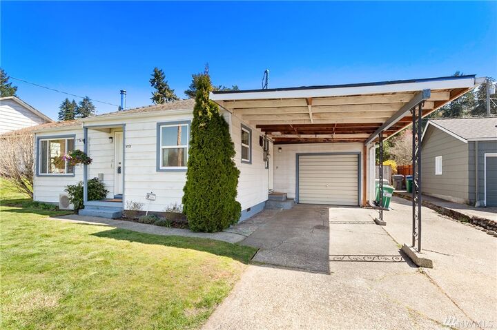 Property Photo:  476 Bronson Wy NE  WA 98056 