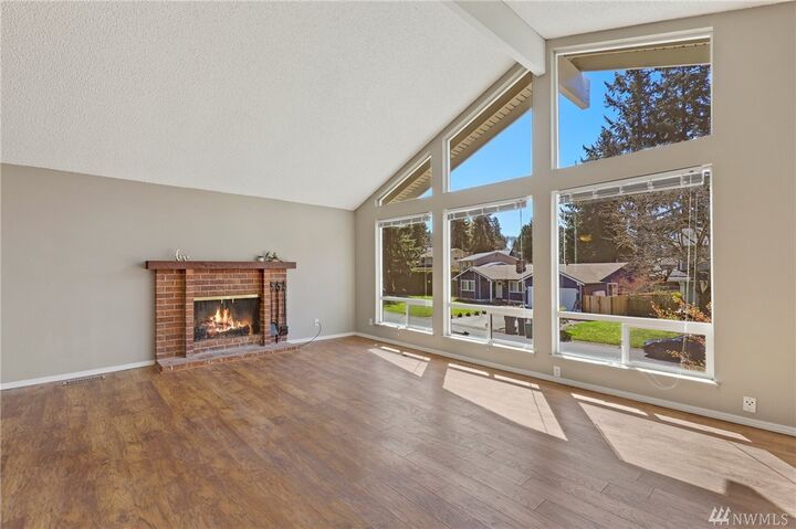 Property Photo: 11232 SE 322nd St WA 98092