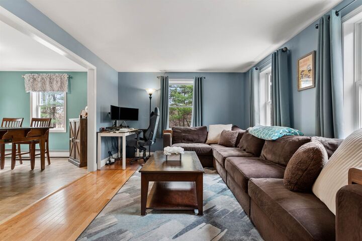 Property Photo: 10 Wellington Drive NH 03841