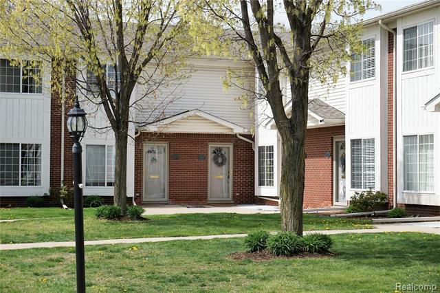 Property Photo:  4941 Crooks Road  MI 48073 