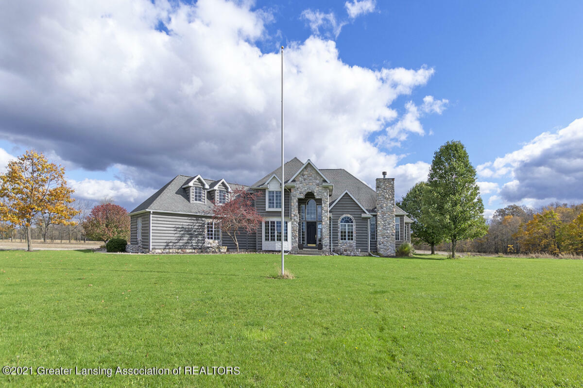 Property Photo:  4110 Harris Road  MI 48895 