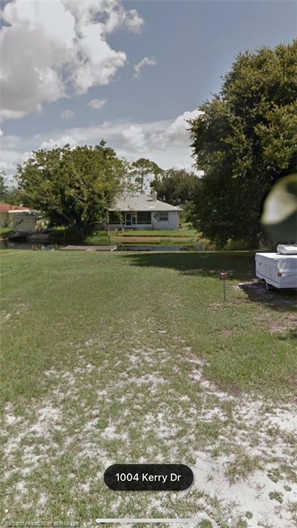 Property Photo:  1004 Kerry Drive  FL 33870 