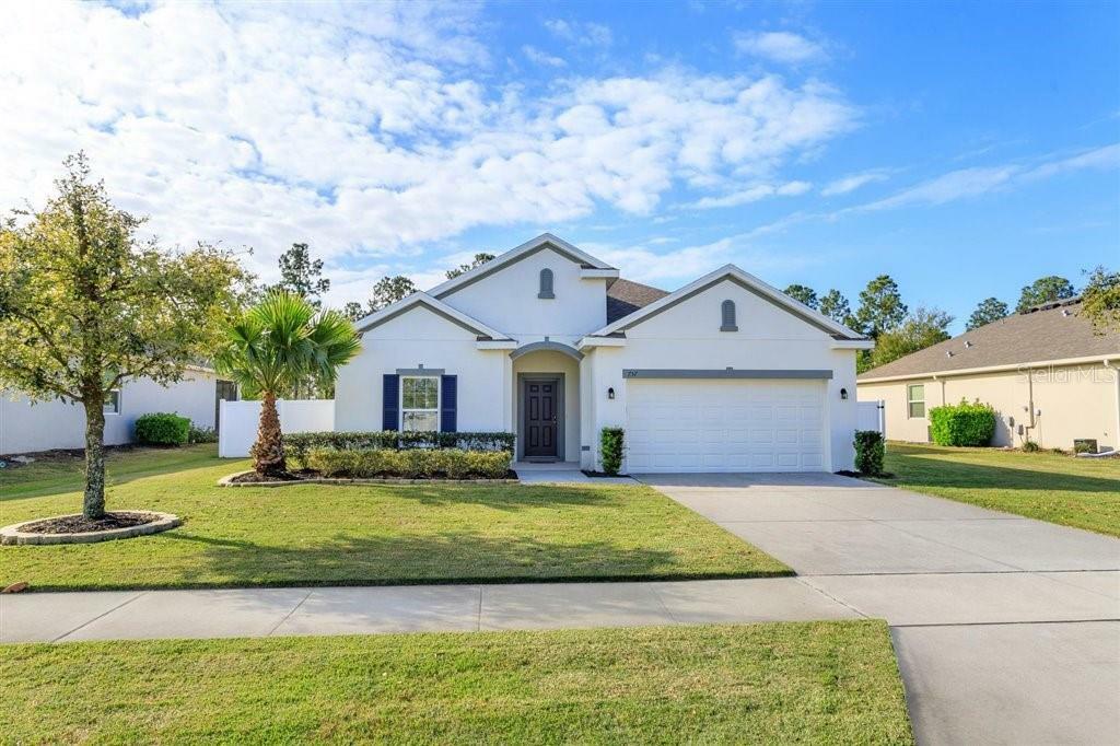 Property Photo: 757 Bay Bridge Circle FL 32703