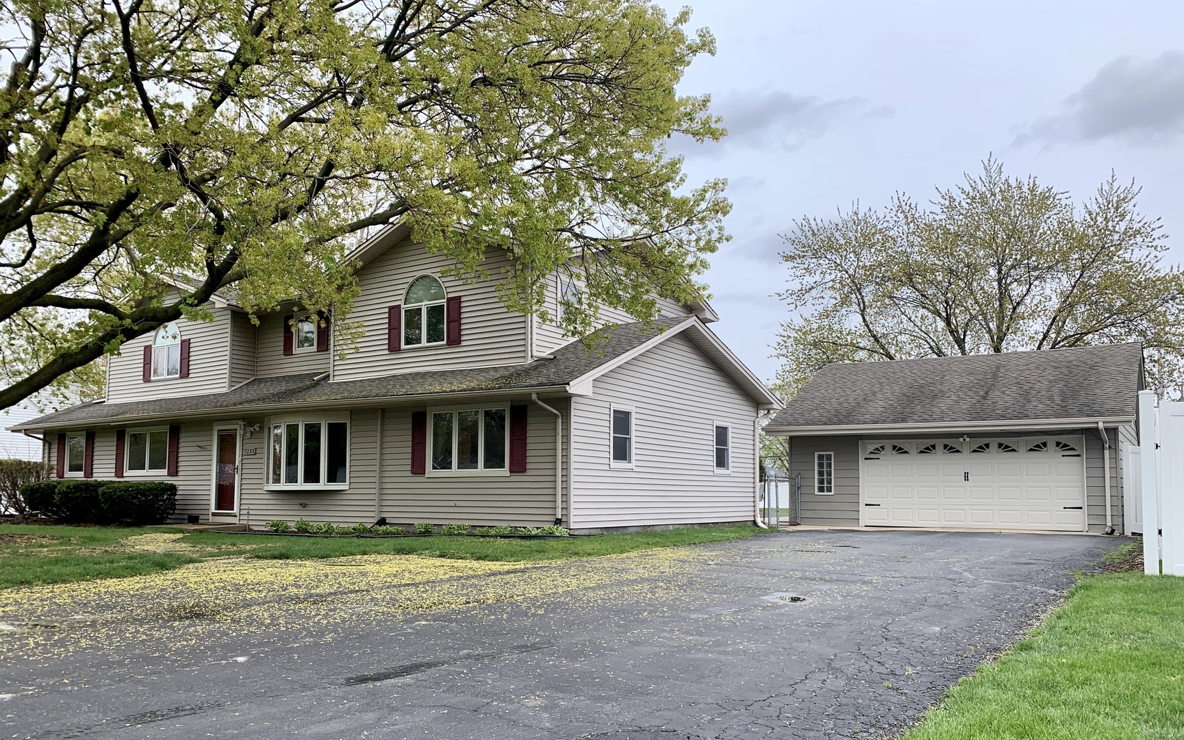 Property Photo:  17233 Oconto Avenue  IL 60477 