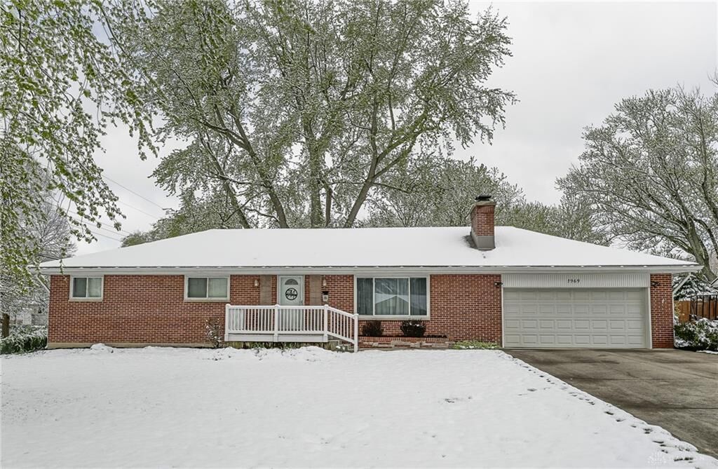 Property Photo: 1969 N Belleview Drive OH 45305