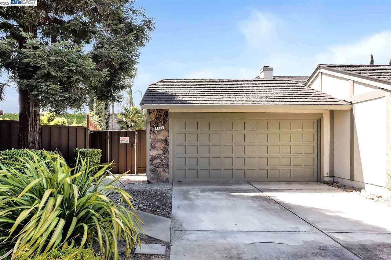 Property Photo:  4293 Tanager Cmn  CA 94555 