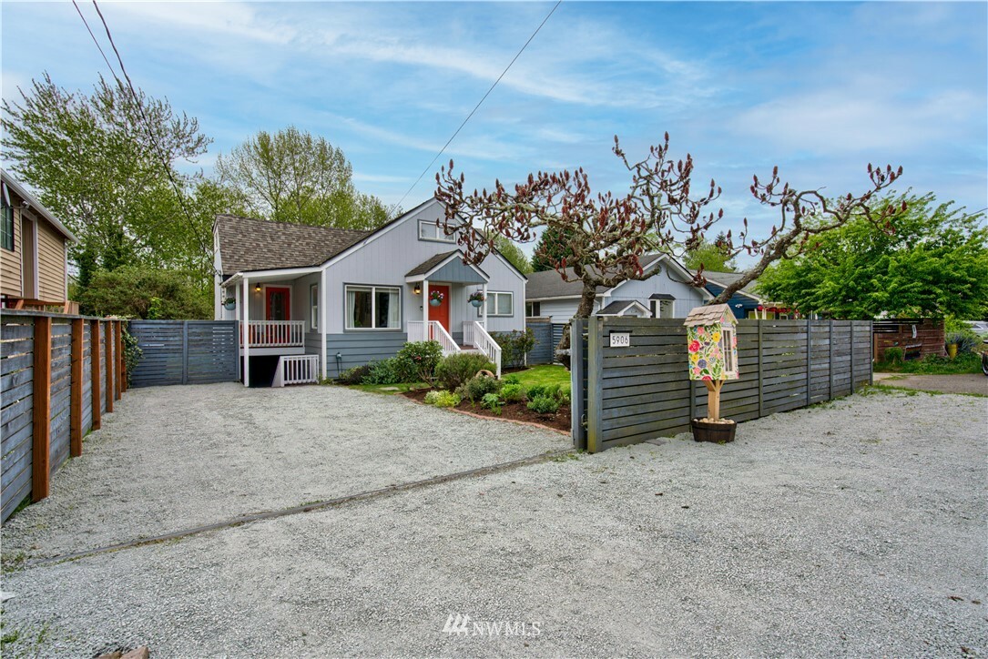 Property Photo: 5906 21st Avenue SW WA 98106