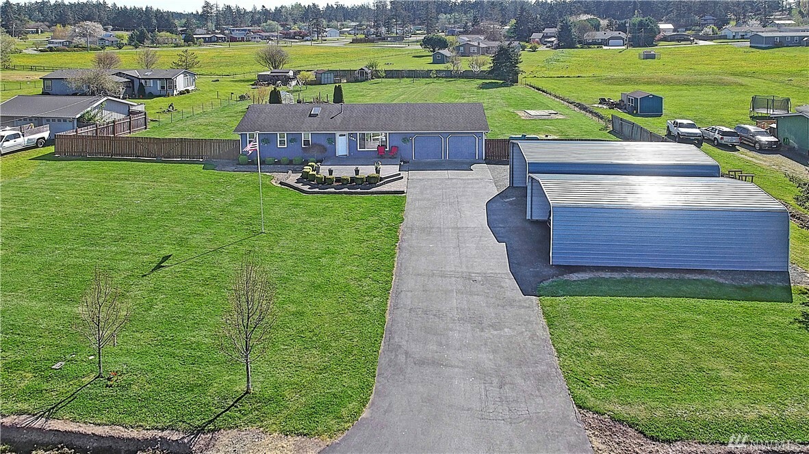 Property Photo:  1084 Riepma Ave  WA 98277 