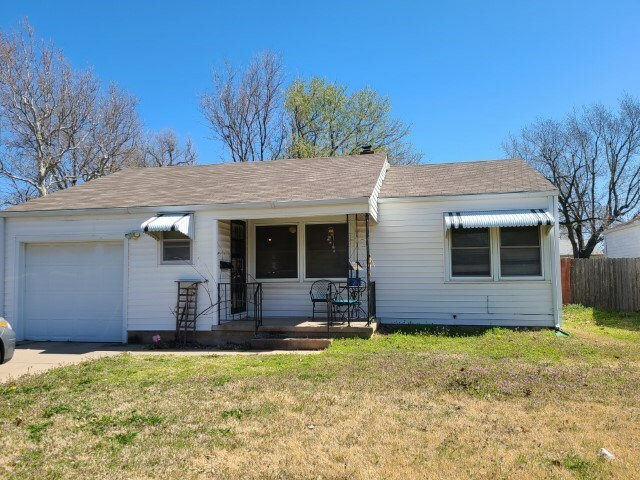 Property Photo:  2434 S Ellis Ave  KS 67216 