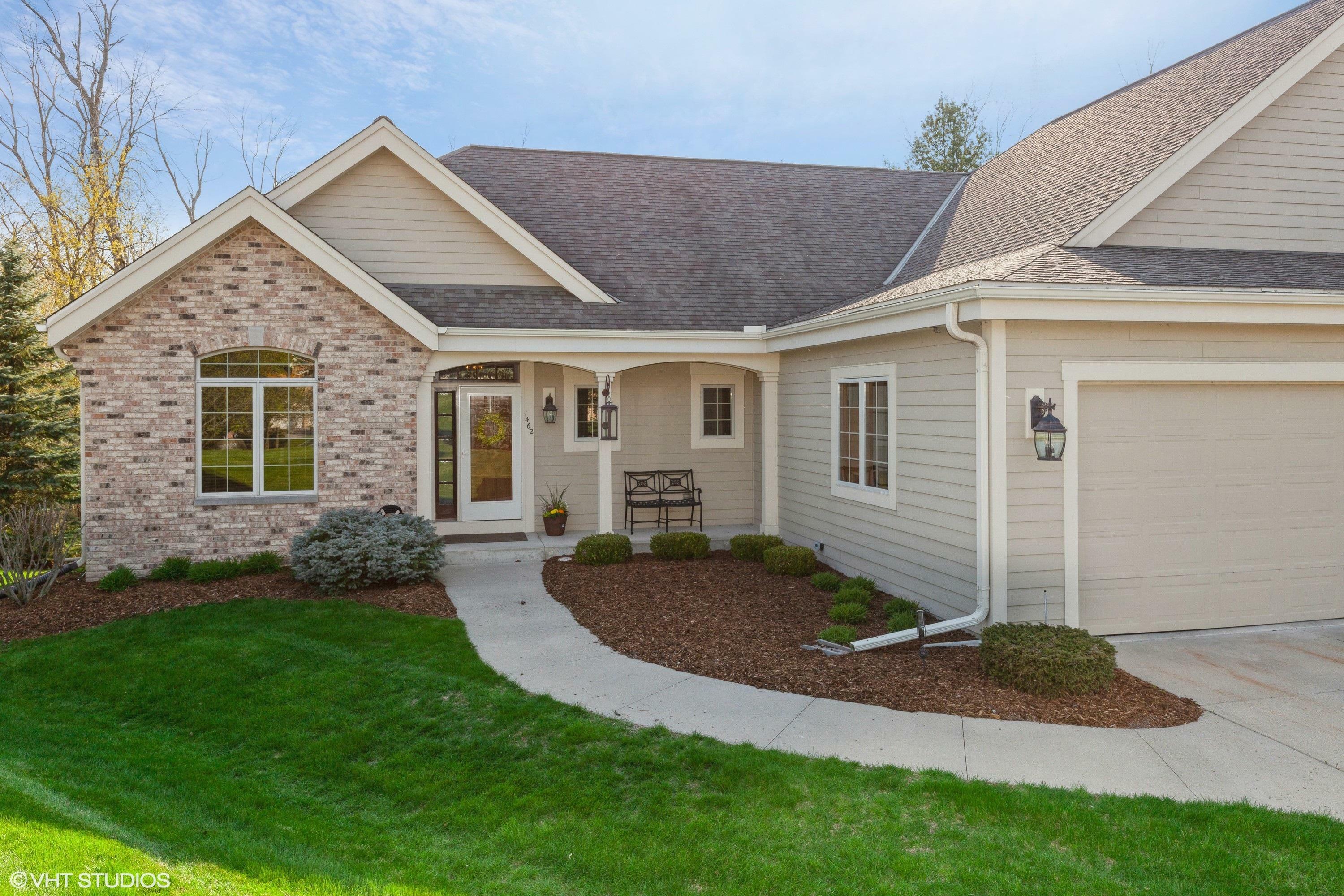 Property Photo: 1462 Hidden Waters Cir WI 53095