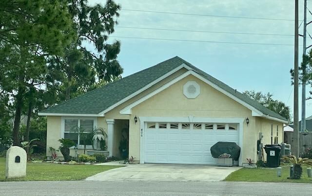 Property Photo:  406 Brady Way  FL 32408 