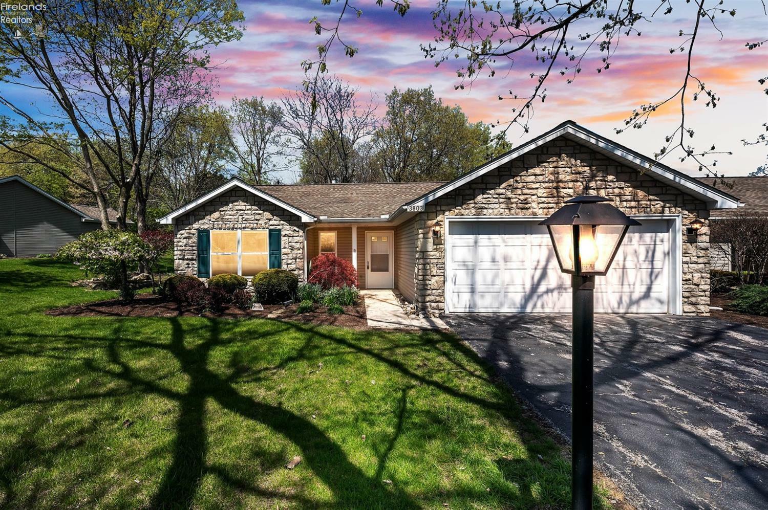 Property Photo:  3803 E Vineyard Village Drive  OH 43452 