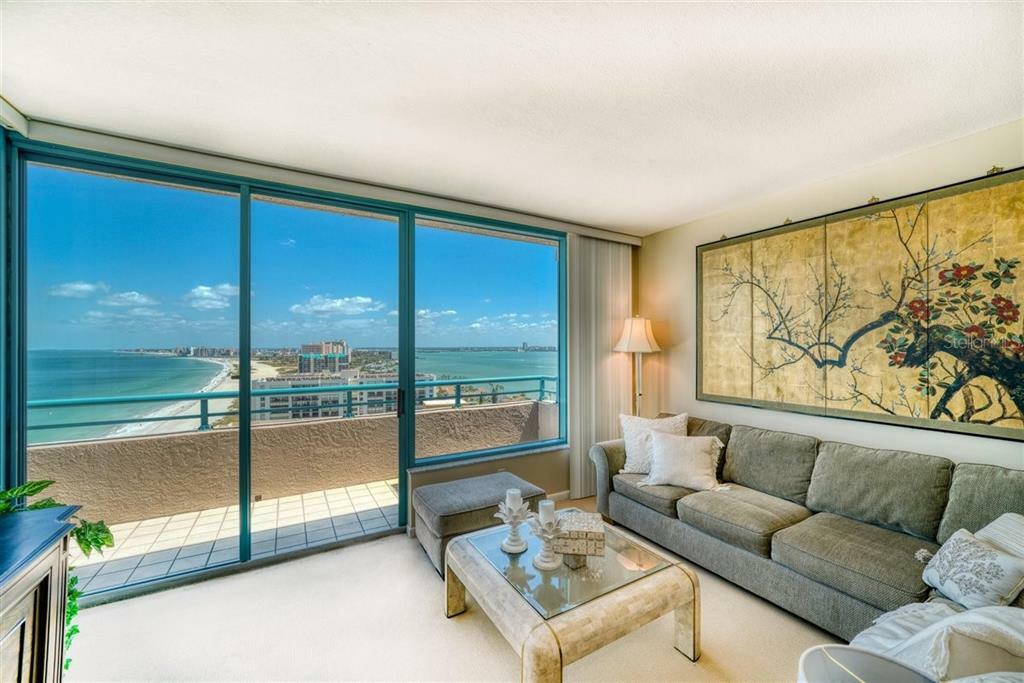 Property Photo:  1520 Gulf Boulevard Ph 4  FL 33767 