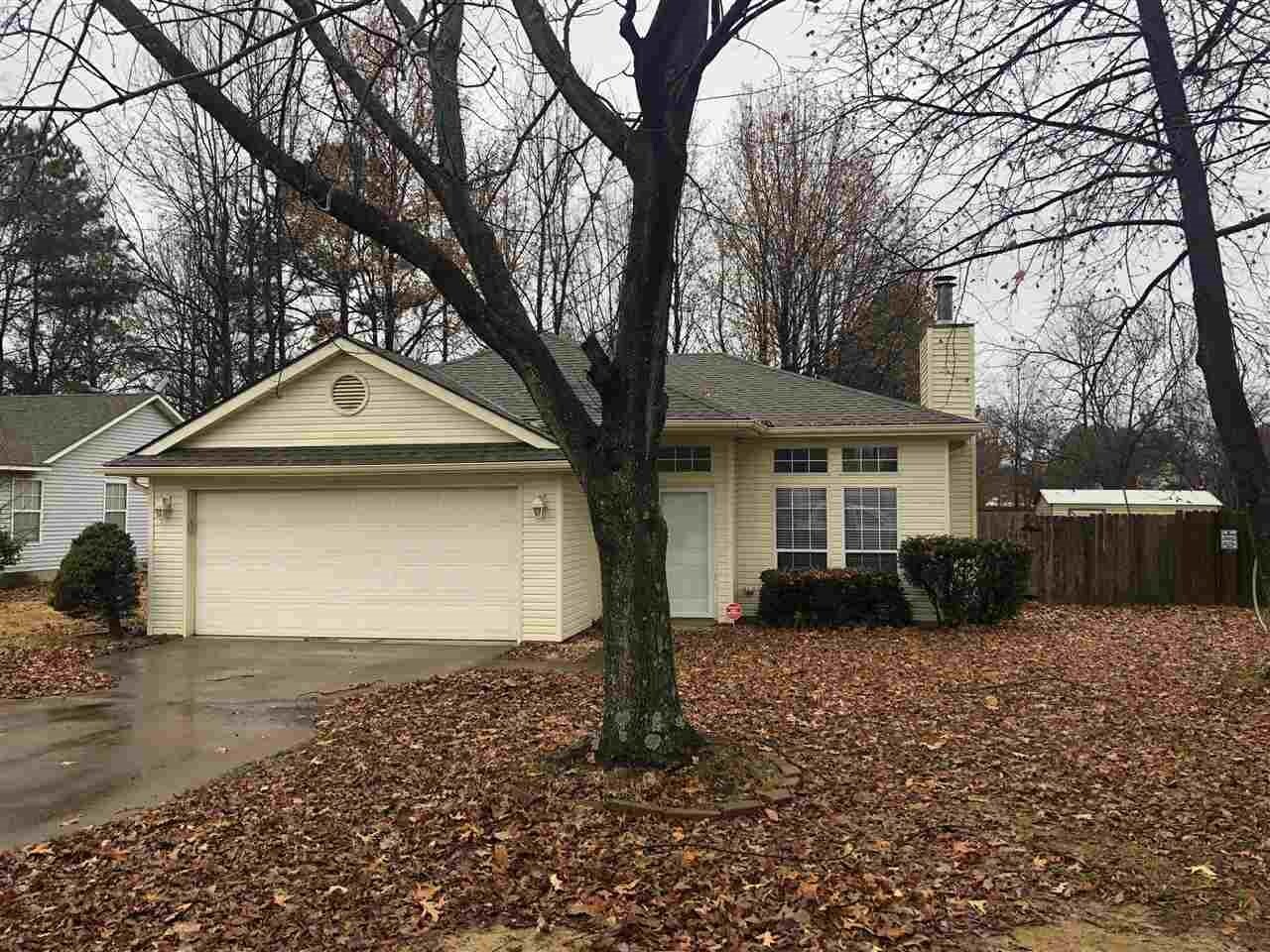 Property Photo: 412 Greenmeadow AR 72404