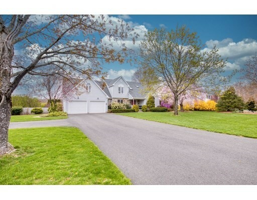 Property Photo: 26 Crescent Ridge Rd MA 01085