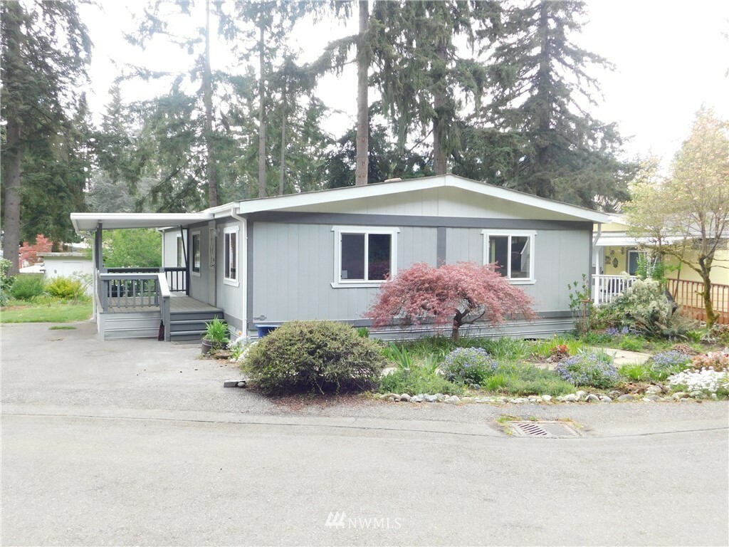 Property Photo: 12608 115th Avenue Ct E 152 WA 98374