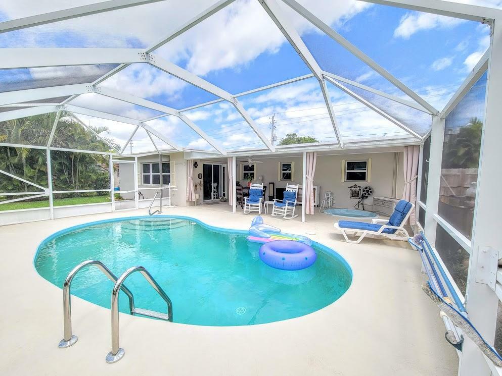 Property Photo:  1272 NE South Street  FL 34957 