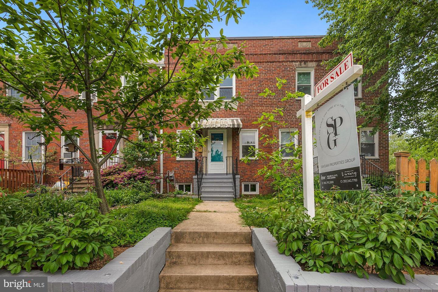 Property Photo:  1608 Suter Street  VA 22314 