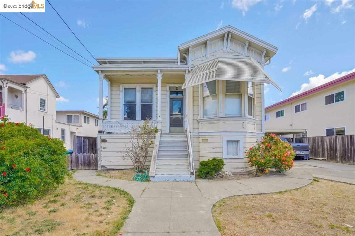 Property Photo:  2041 Pacific Ave  CA 94501 