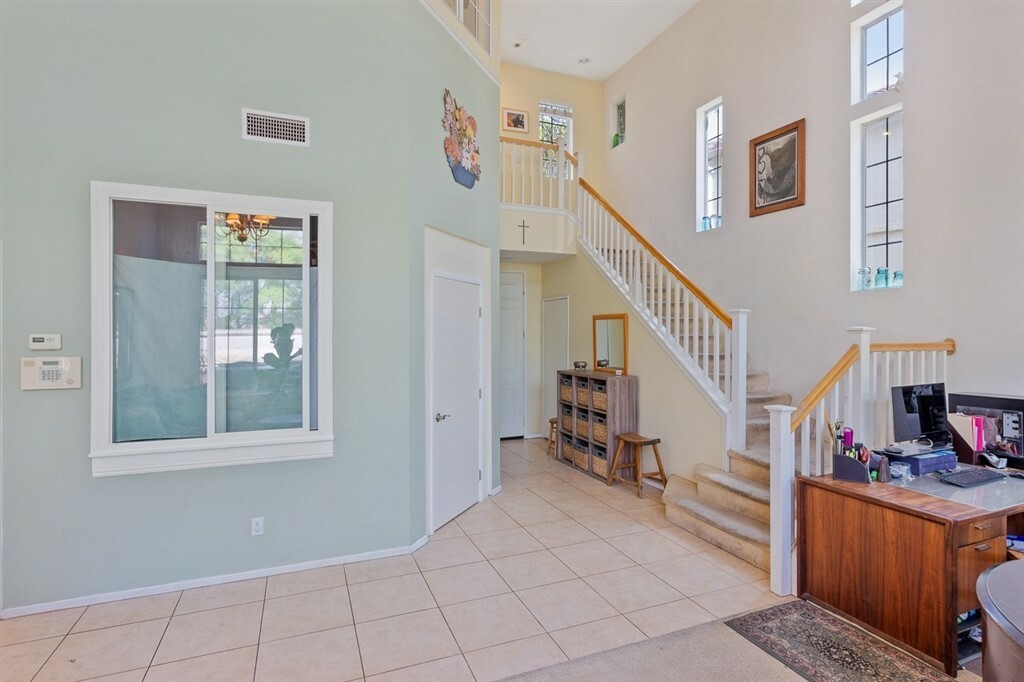 Property Photo:  4704 Aliso Way  CA 92057 