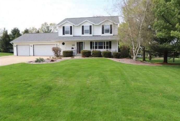 Property Photo:  1737 Lunde Cir  WI 53589 