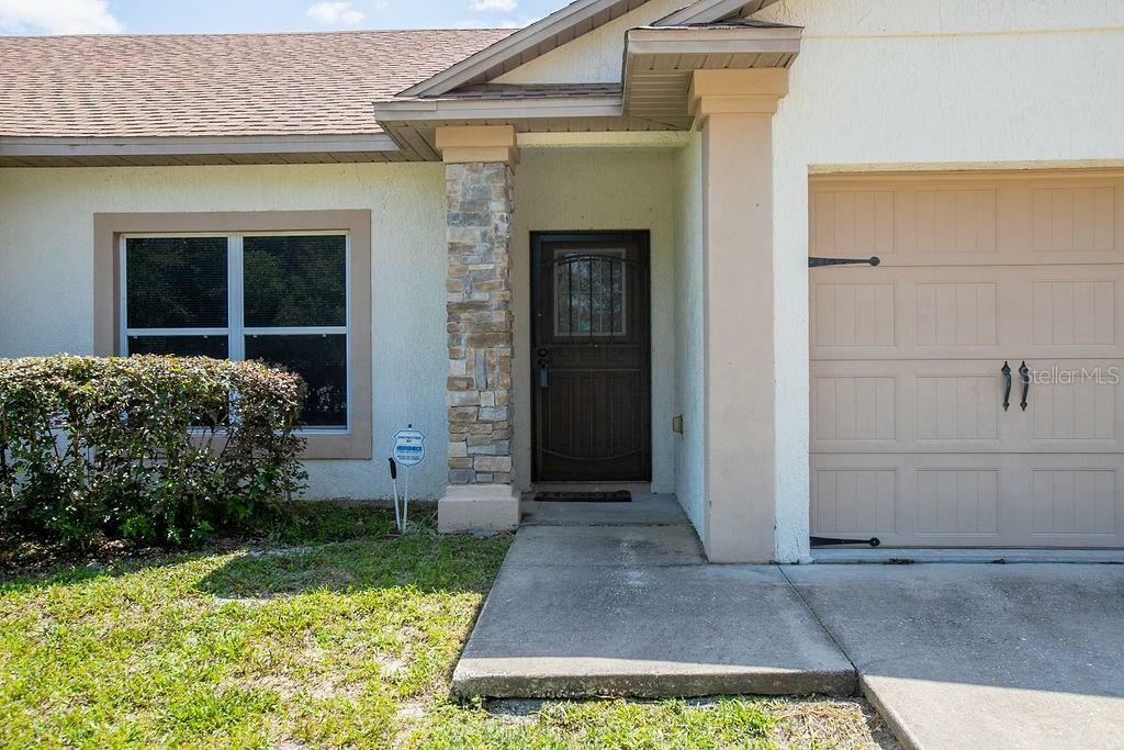 Property Photo:  637 Cass Street  FL 32720 