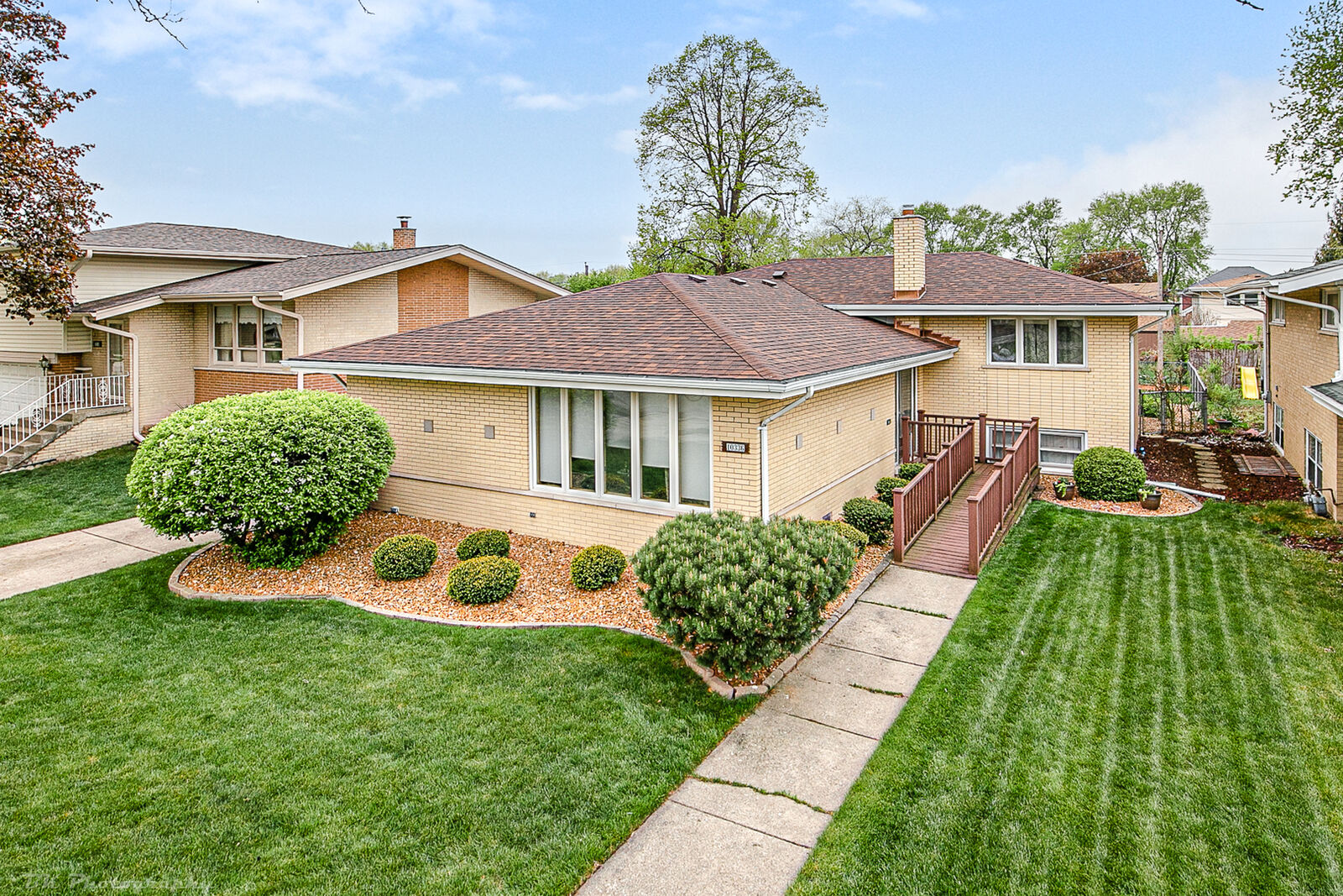 Property Photo: 10336 Long Avenue IL 60453
