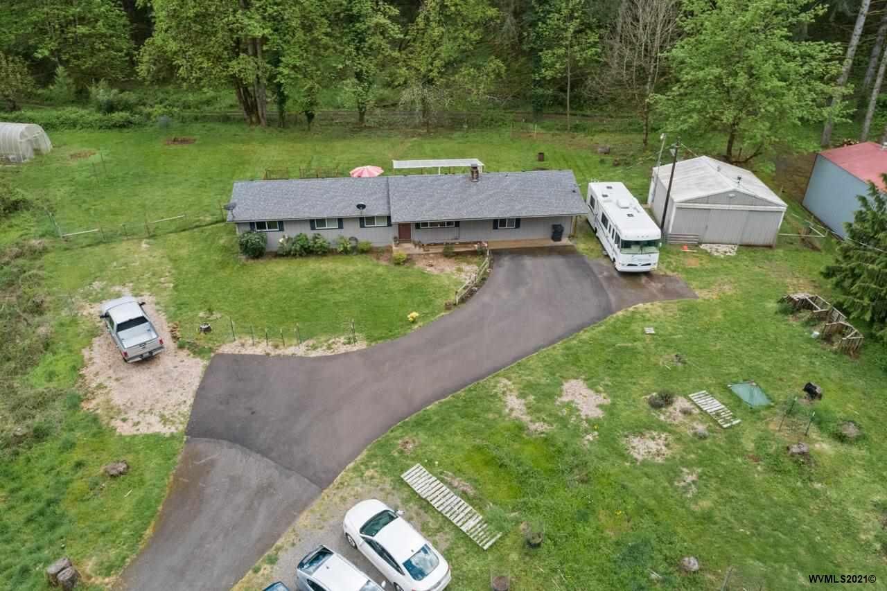 Property Photo: 43215 Rodgers Mountain Lp OR 97374