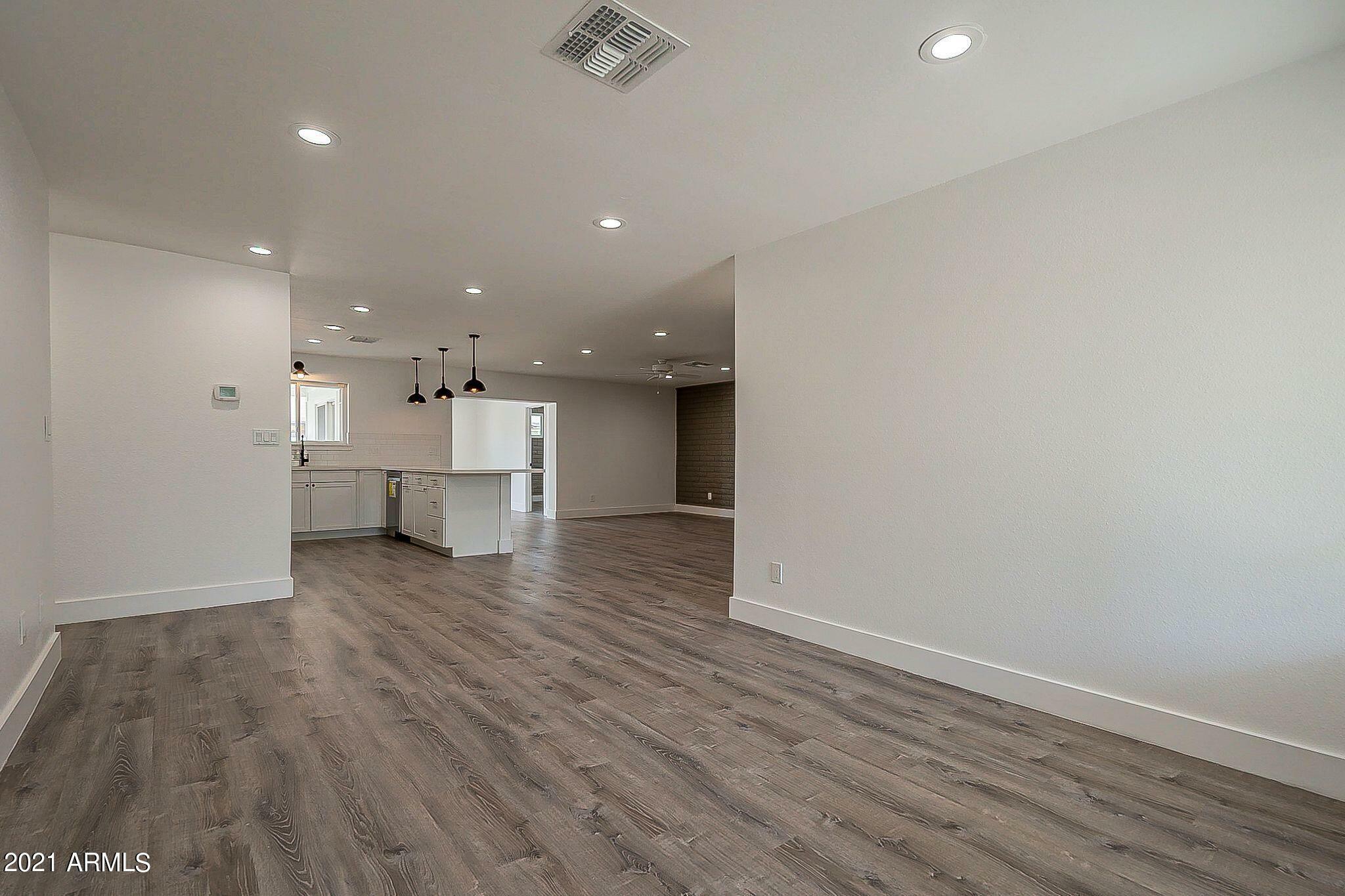 Property Photo:  4724 E Hubbell Street  AZ 85008 