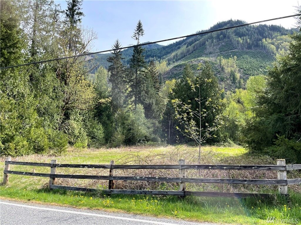 Property Photo:  4640 Mosquito Lake Rd  WA 98244 