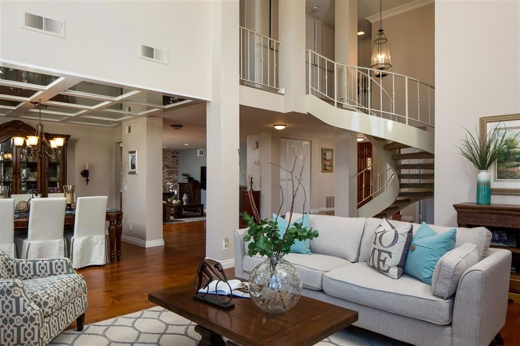 Property Photo: 12434 Cloudesly Dr CA 92128