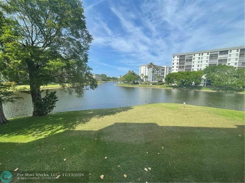 2309 S Cypress Bend Dr 213  Pompano Beach FL 33069 photo