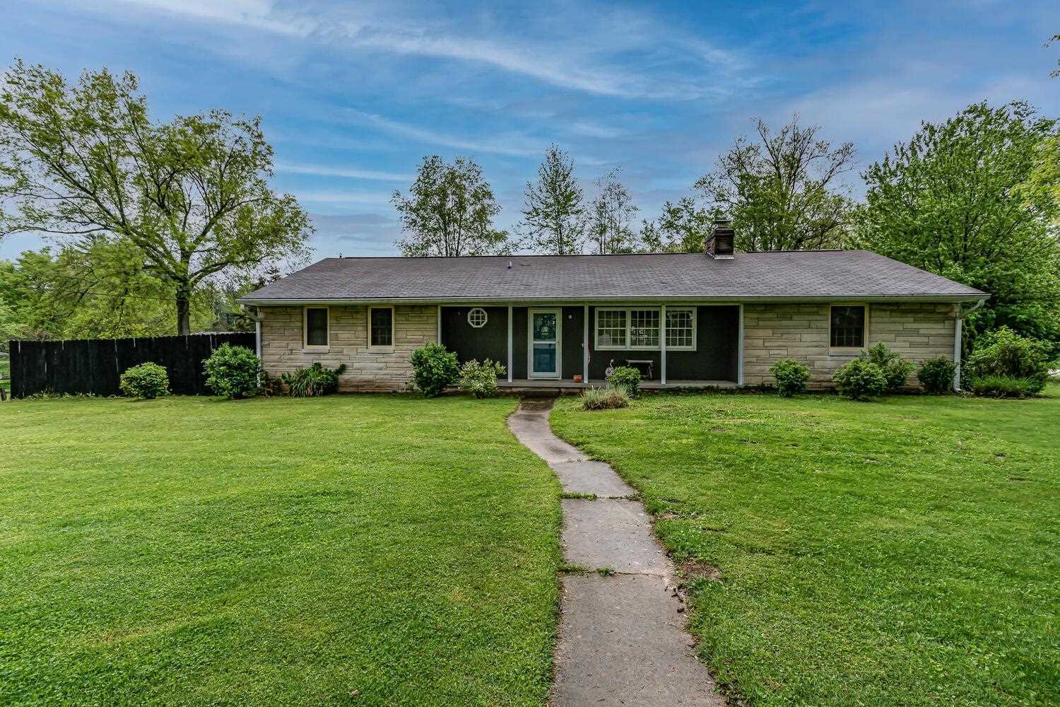 Property Photo: 2410 N Laverne Drive IN 47408