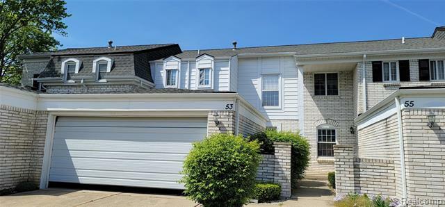 Property Photo:  53 Manor Way  MI 48309 