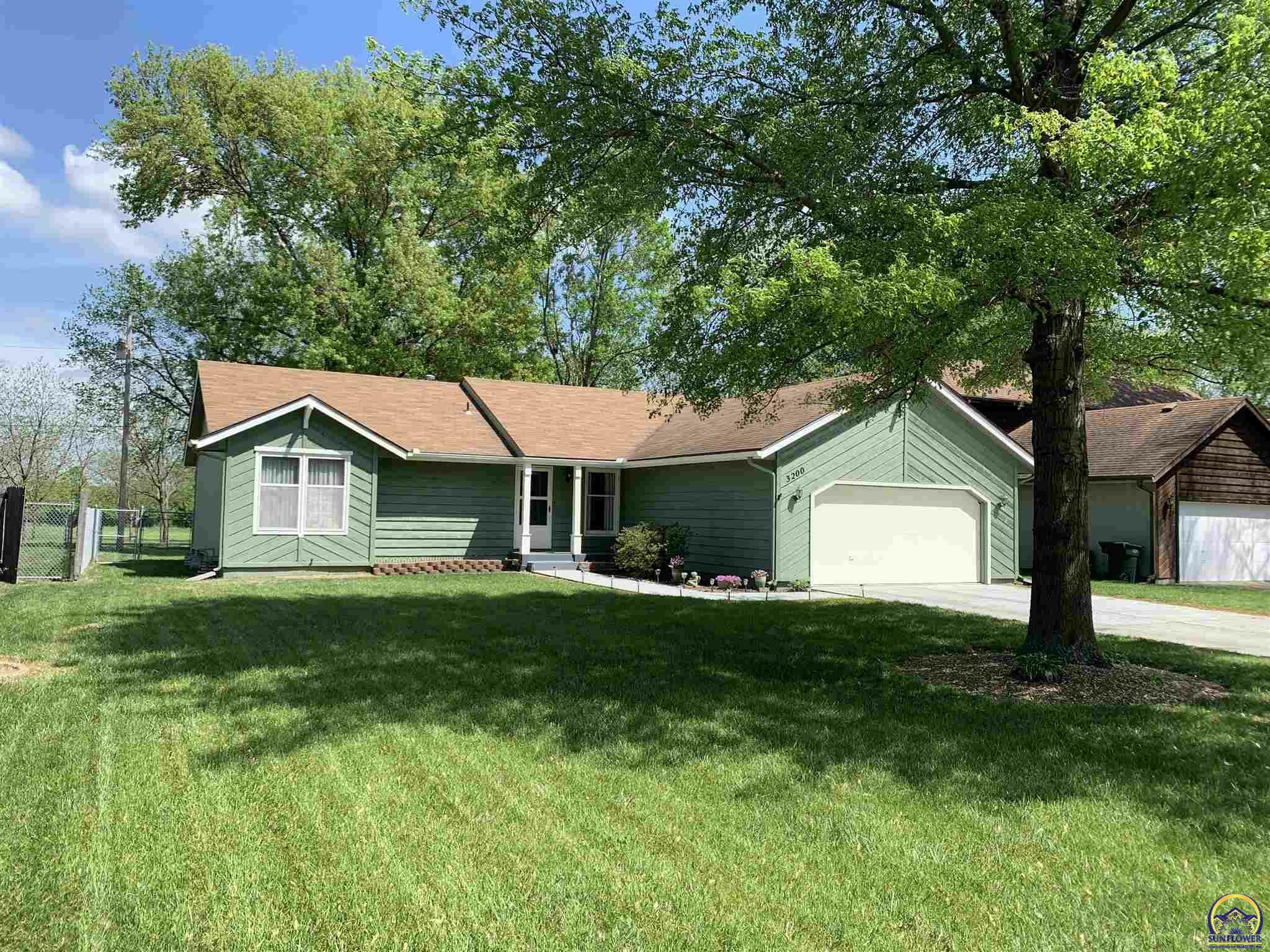 Property Photo: 3200 SW Tutbury Town Rd KS 66614
