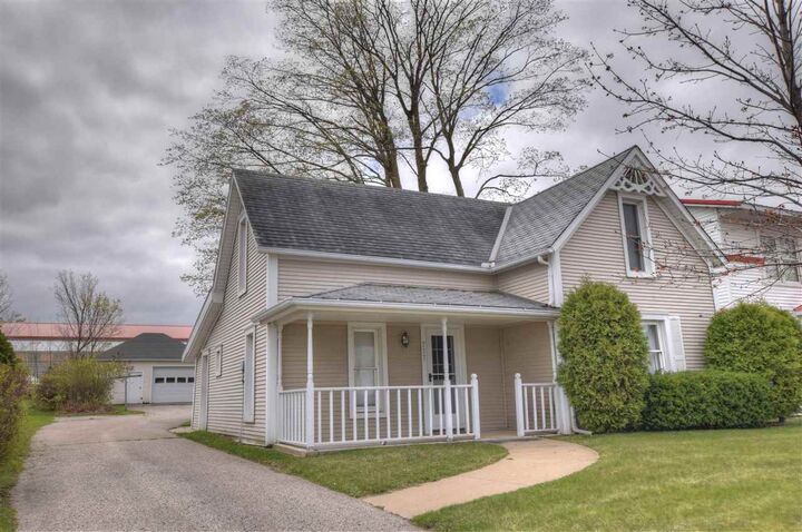 717 Pleasant  Petoskey MI 49770 photo