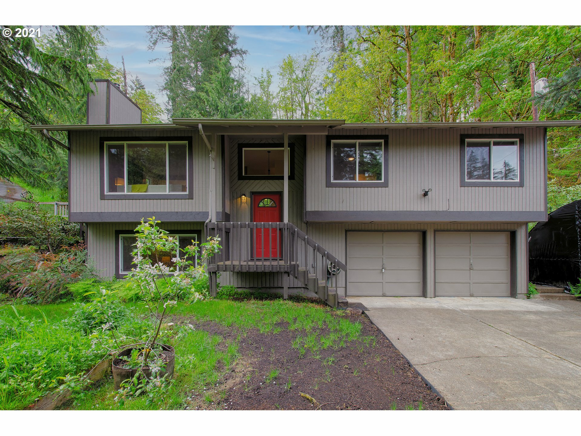 Property Photo: 15812 S Neibur Rd OR 97045